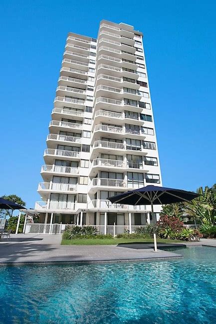 boulevard towers broadbeach